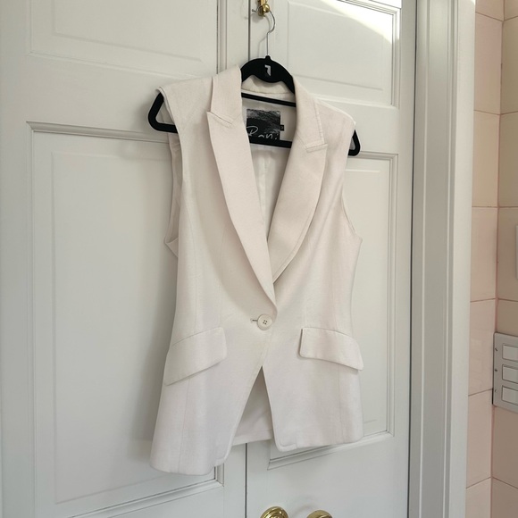 White Linen Vest with Shoulder Pads - Picture 3 of 9